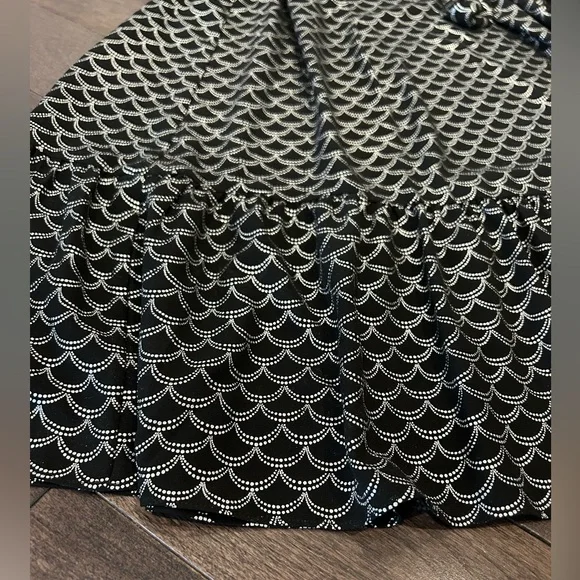 Michael Kors Black Metallic Silver Memaid Print Halter Under Knee Dress - Picture 3 of 8